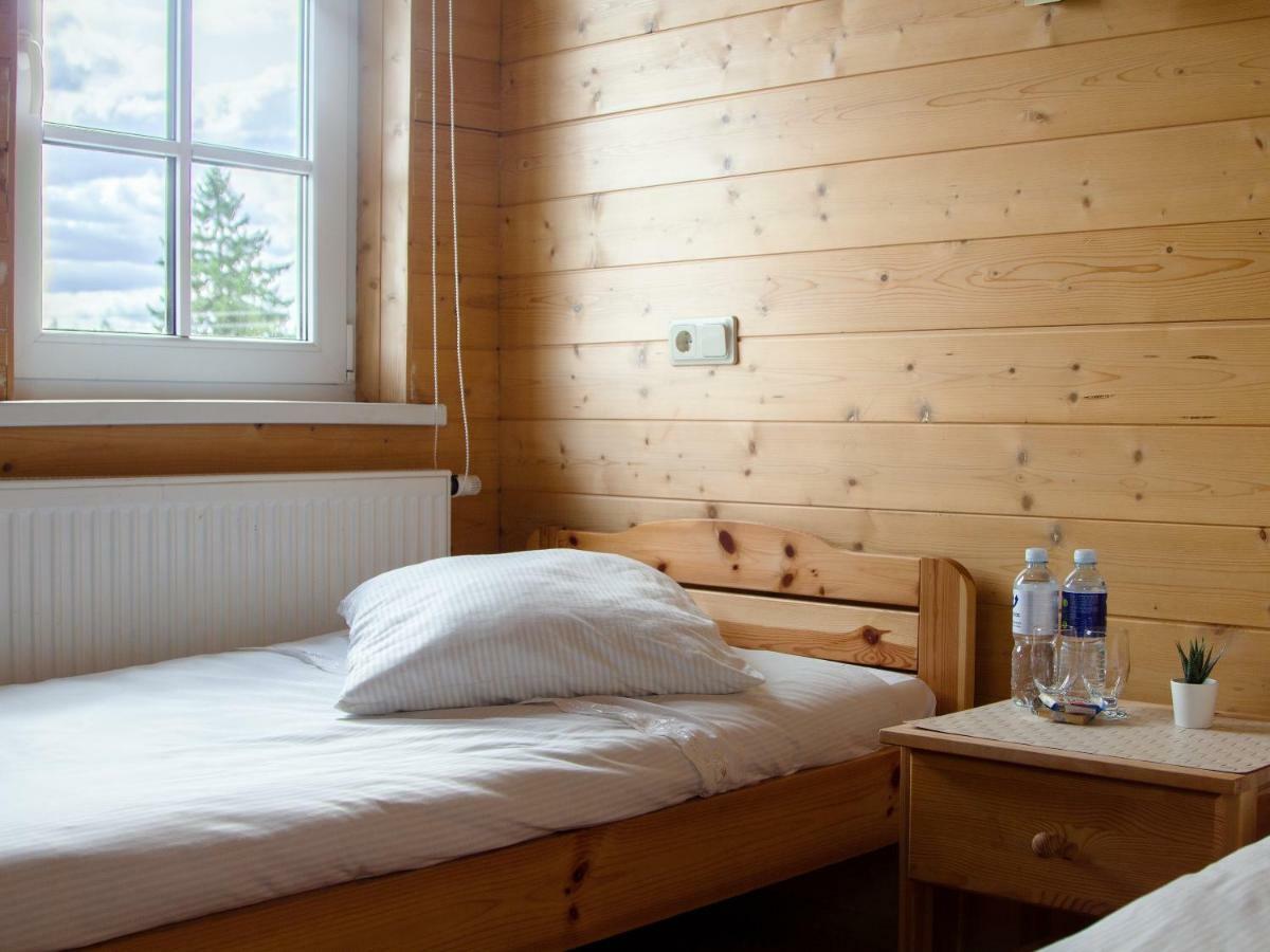 Homestead Sartakampis Gipenai Chambre photo